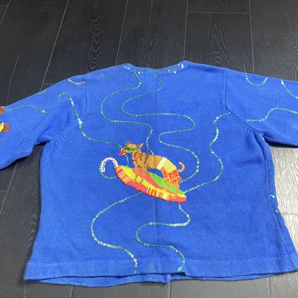 DESIGN OPTIONS by Philip & Jane Gordon Surfing Dogs Large Embroidered Sweater - Picture 6 of 6